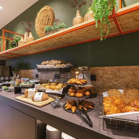 Acora Living The מלון